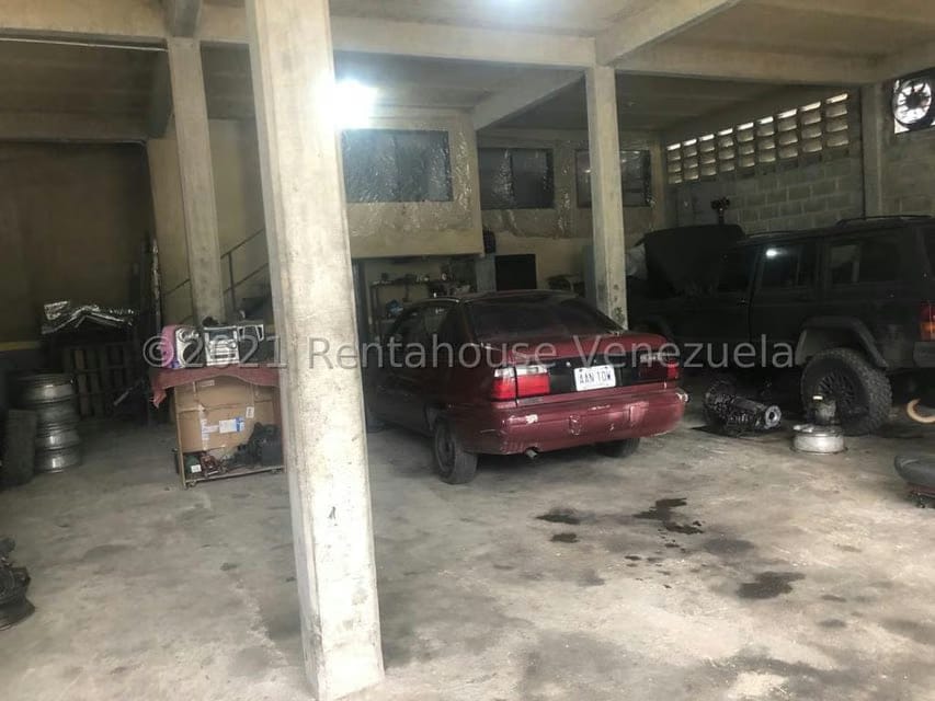 Comercial (Galpon - Deposito) en Venta en Turumo, Distrito Metropolitano - 9