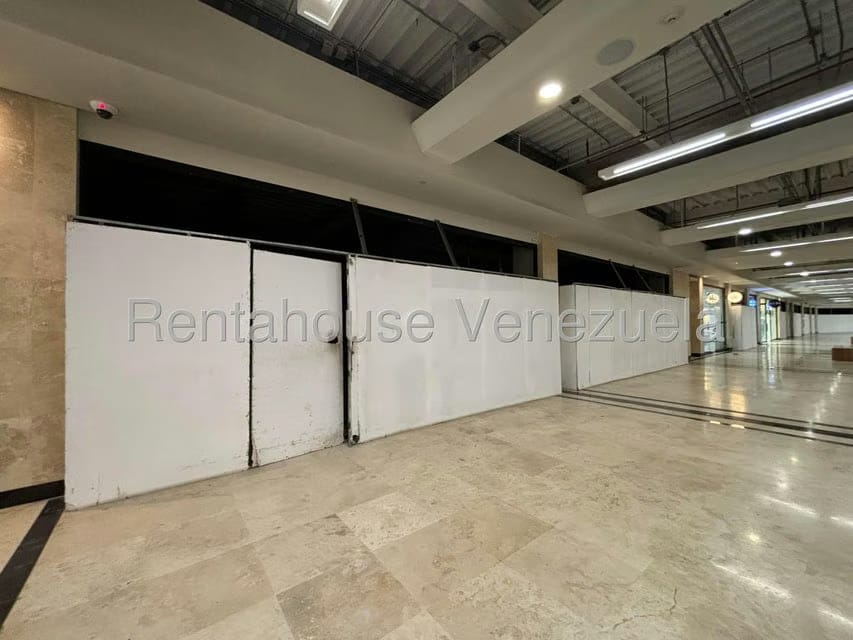 Comercial (Local Comercial) en Alquiler en Los Naranjos del Cafetal, Distrito Metropolitano - 7