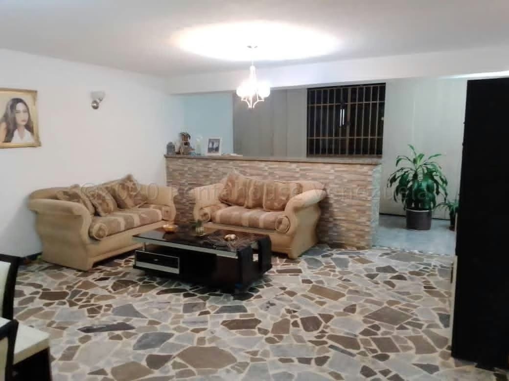 APARTAMENTO EN VENTA SELENE MARIN MLS#23-26614 - 2