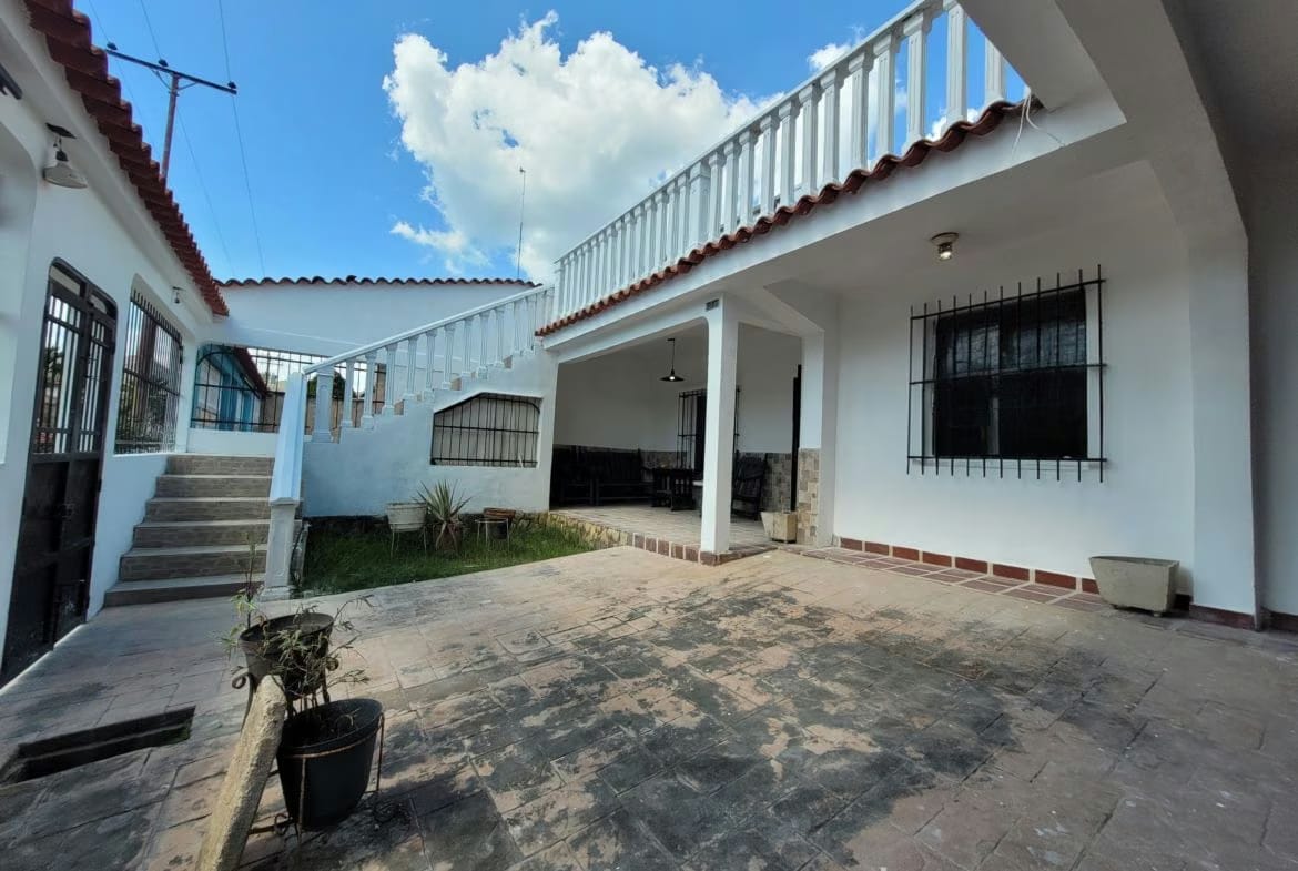 Casa en venta Urb. Los Caobos Valencia Carabobo - 3