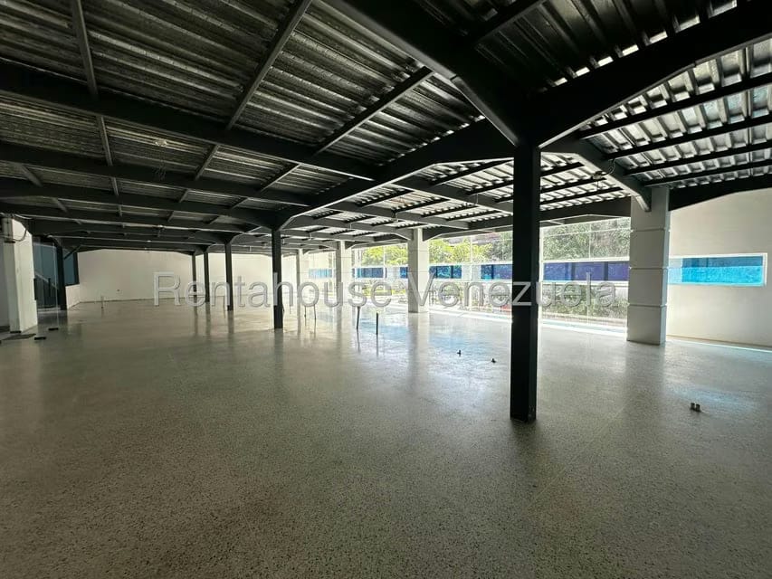 Comercial (Local Comercial) en Alquiler en Parroquia Concepcion, Lara - 30