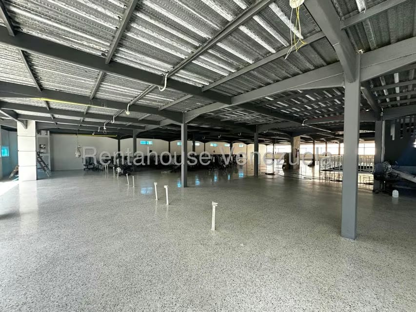 Comercial (Local Comercial) en Alquiler en Parroquia Concepcion, Lara - 8