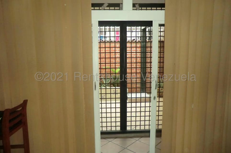 Casa (1 Nivel) en Venta en El Refugio, Miranda - 11