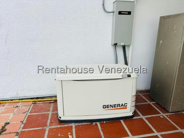 Casa (Duplex) en Alquiler en La Rosaleda, Lara - 45