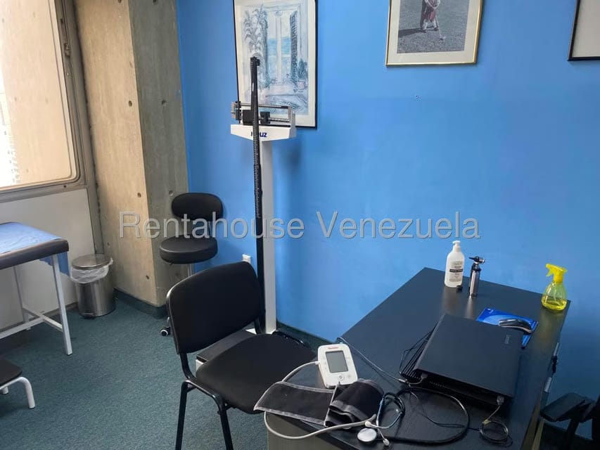 Comercial (Oficina) en Alquiler en Parroquia La Candelaria, Distrito Metropolitano - 15