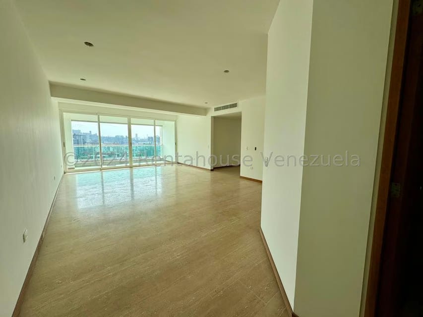 Apartamento (1 Nivel) en Venta en Lomas de Las Mercedes, Distrito Metropolitano - 2