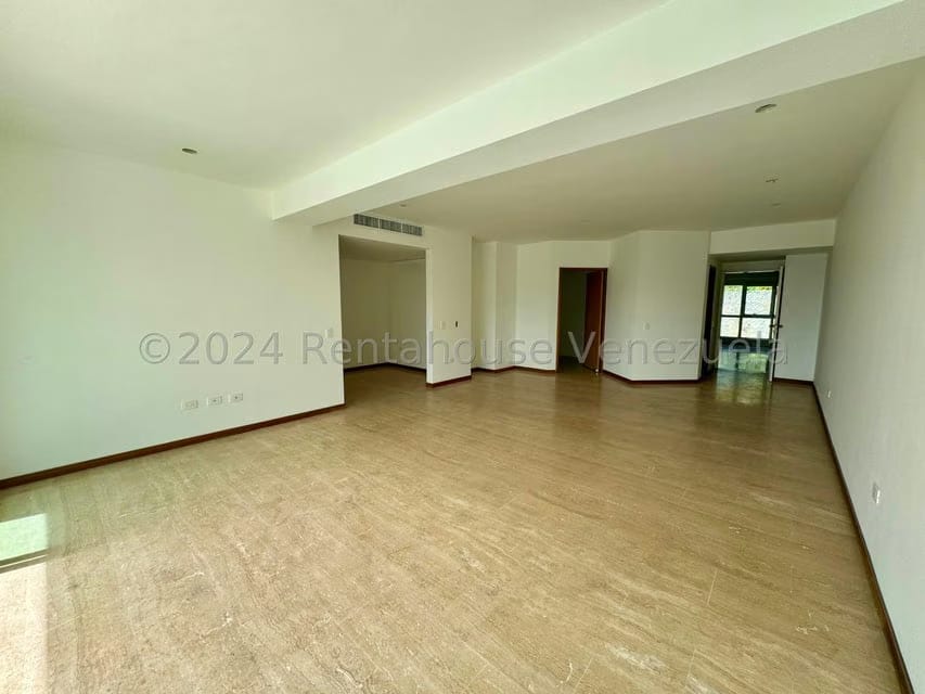 Apartamento (1 Nivel) en Venta en Lomas de Las Mercedes, Distrito Metropolitano - 3