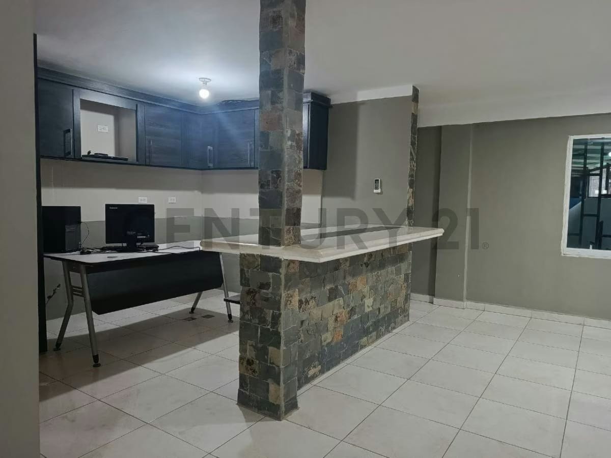 Galpón Comercial y Residencial - 30