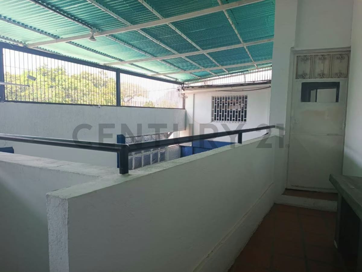 Galpón Comercial y Residencial - 35