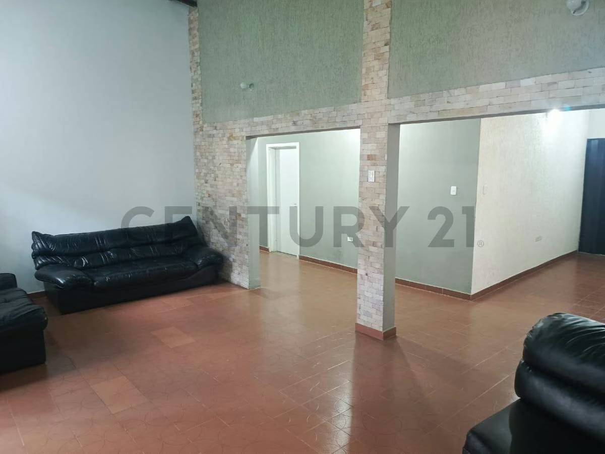 Galpón Comercial y Residencial - 7