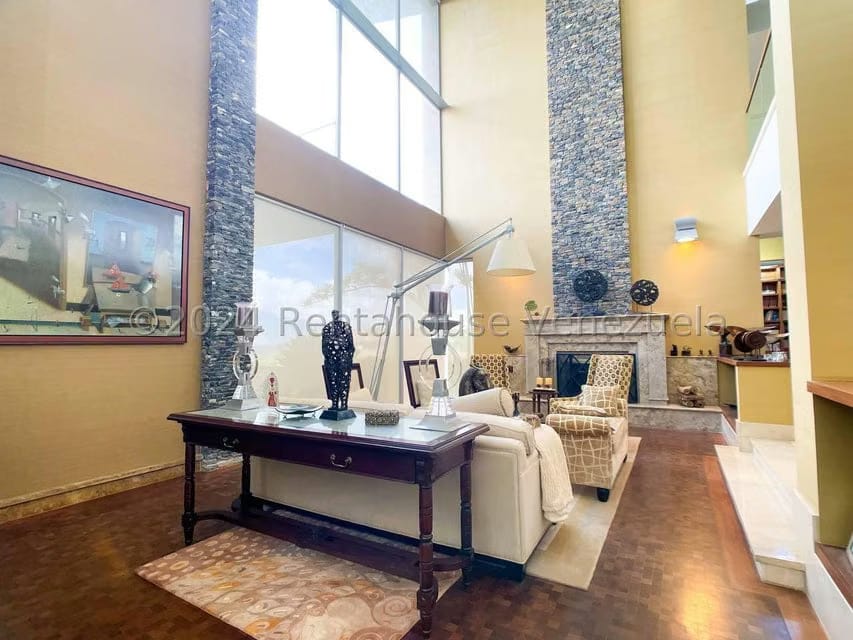 Casa (Multipes Niveles) en Venta en La Trinidad, Distrito Metropolitano - 11