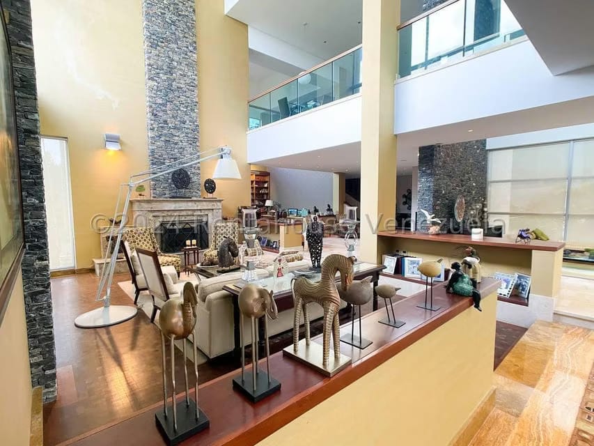 Casa (Multipes Niveles) en Venta en La Trinidad, Distrito Metropolitano - 12