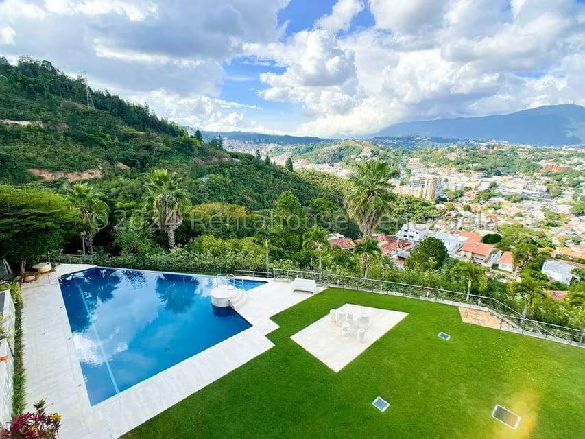 Casa (Multipes Niveles) en Venta en La Trinidad, Distrito Metropolitano - 117