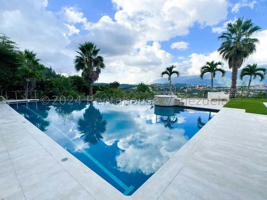 Casa (Multipes Niveles) en Venta en La Trinidad, Distrito Metropolitano - 29