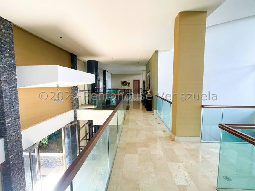 Casa (Multipes Niveles) en Venta en La Trinidad, Distrito Metropolitano - 46
