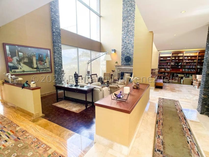 Casa (Multipes Niveles) en Venta en La Trinidad, Distrito Metropolitano - 10