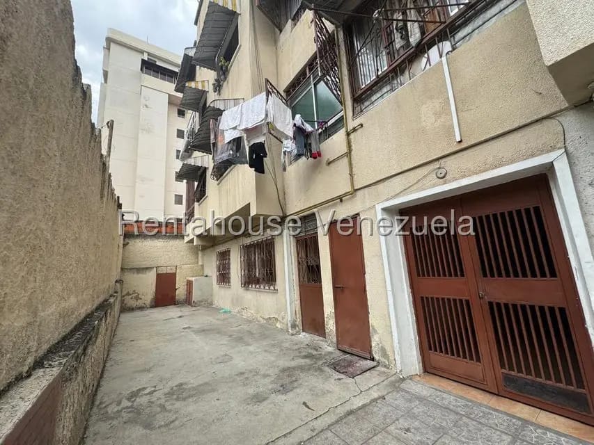 Apartamento (1 Nivel) en Venta en Las Acacias, Distrito Metropolitano - 2