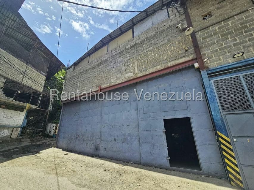 Comercial (Local Comercial) en Venta en La Yaguara, Distrito Metropolitano - 2