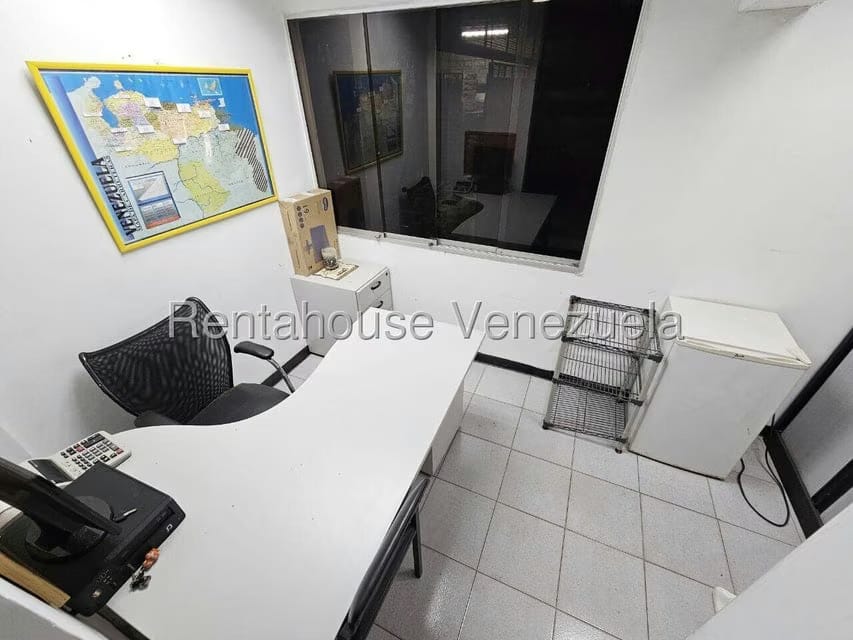 Comercial (Local Comercial) en Venta en La Yaguara, Distrito Metropolitano - 26
