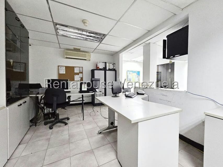 Comercial (Local Comercial) en Venta en La Yaguara, Distrito Metropolitano - 37