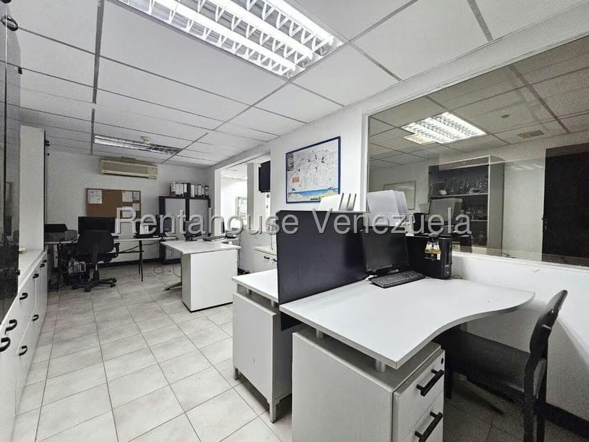 Comercial (Local Comercial) en Venta en La Yaguara, Distrito Metropolitano - 38