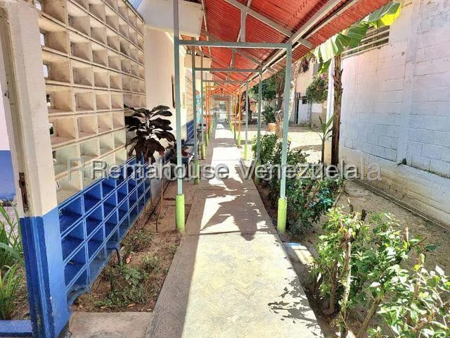 Comercial (Local Comercial) en Venta en Montalban I, Distrito Metropolitano - 11