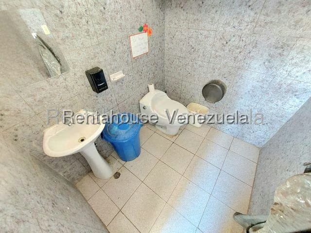Comercial (Local Comercial) en Venta en Montalban I, Distrito Metropolitano - 44