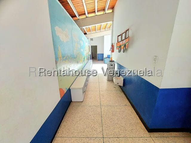 Comercial (Local Comercial) en Venta en Montalban I, Distrito Metropolitano - 48