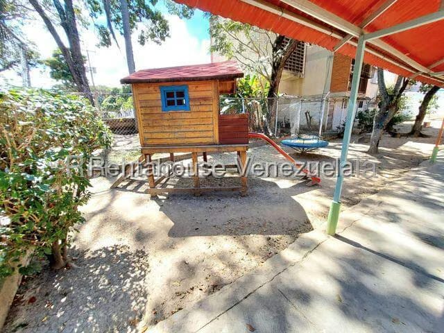 Comercial (Local Comercial) en Venta en Montalban I, Distrito Metropolitano - 55