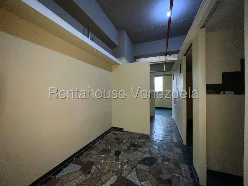Comercial (Local Comercial) en Alquiler en Avenida Bolivar, Aragua - 2