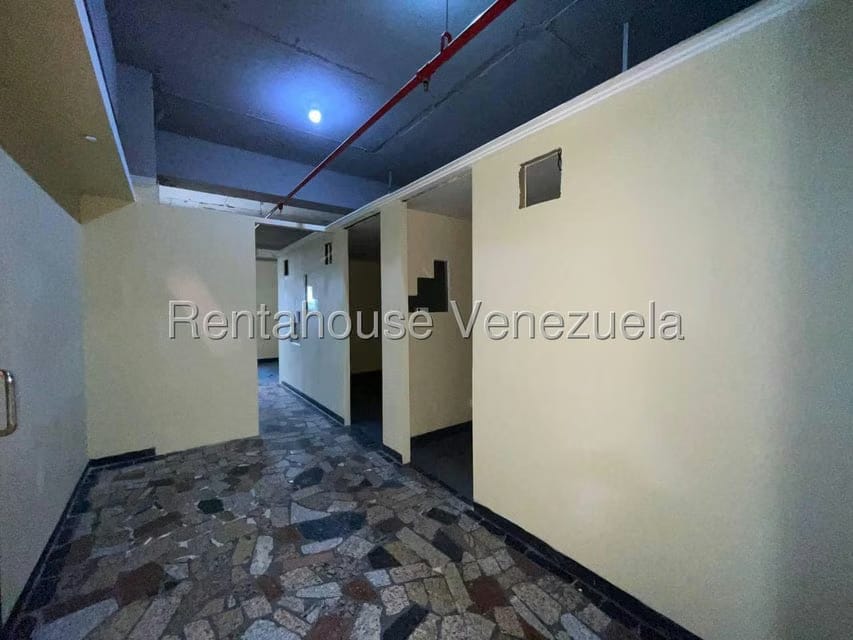 Comercial (Local Comercial) en Alquiler en Avenida Bolivar, Aragua - 5