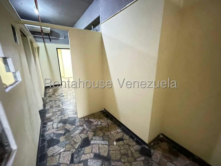 Comercial (Local Comercial) en Alquiler en Avenida Bolivar, Aragua - 9
