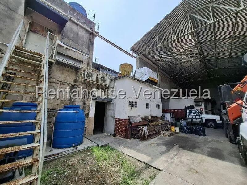 Comercial (Local Comercial) en Venta en Santa Rosa, Aragua - 12