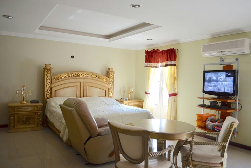Casa (Multipes Niveles) en Alquiler en Alto Prado, Distrito Metropolitano - 40