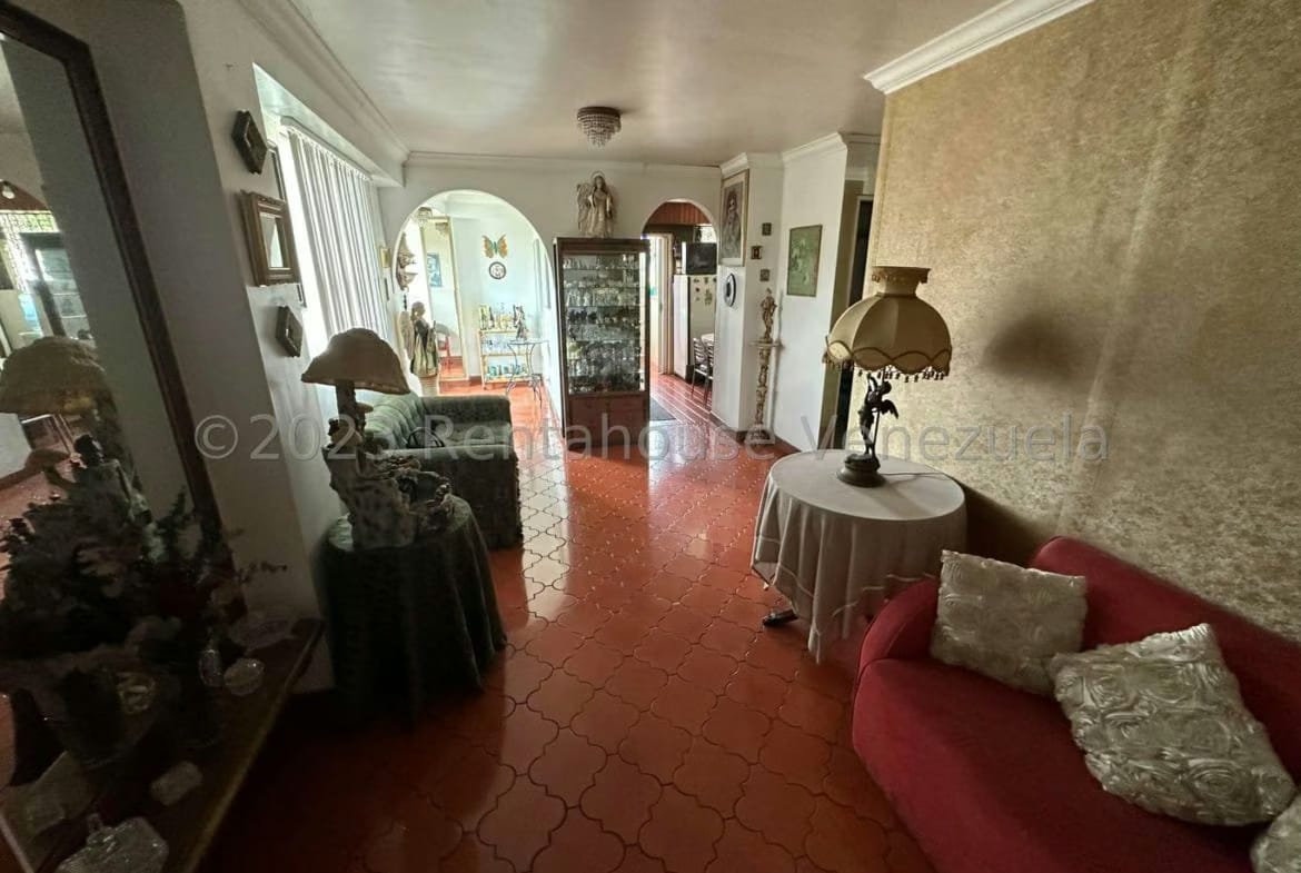 APARTAMENTO EN VENTA-CECILIA GUTIÉRREZ - 2