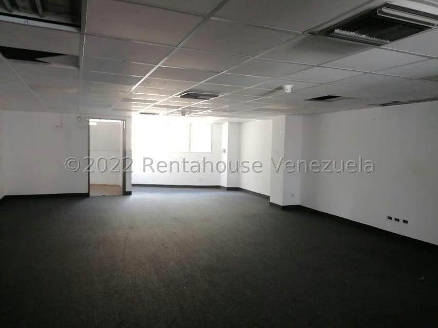 Comercial (Galpon - Deposito) en Alquiler en La Urbina, Distrito Metropolitano - 11