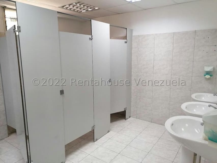 Comercial (Galpon - Deposito) en Alquiler en La Urbina, Distrito Metropolitano - 15