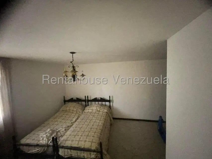 Casa (Multipes Niveles) en Venta en Prados del Este, Distrito Metropolitano - 27