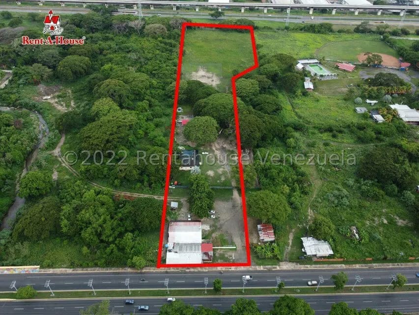 Terreno (Comercial) en Venta en Avenida Aragua, Aragua - 2