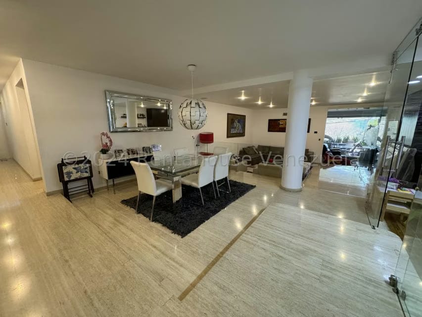 Apartamento (Planta Baja) en Venta en La Lagunita Country Club, Distrito Metropolitano - 5