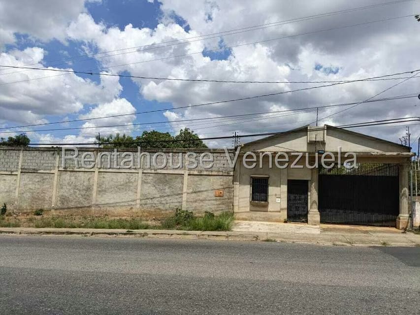 Casa (1 Nivel) en Venta en Agua Viva, Lara - 28