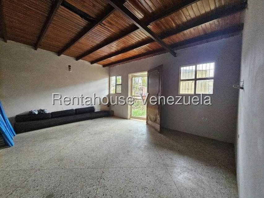 Casa (1 Nivel) en Alquiler en Centro, Falcon - 11