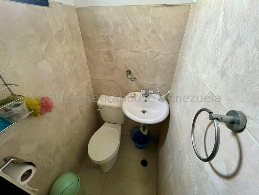 Comercial (Local Comercial) en Venta en Centro, Lara - 17