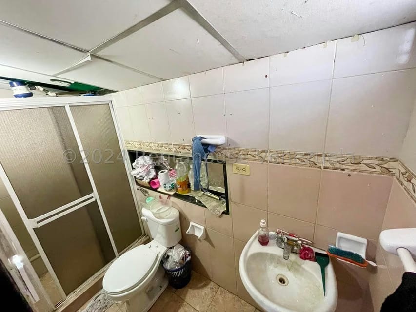 Comercial (Local Comercial) en Venta en Centro, Lara - 30