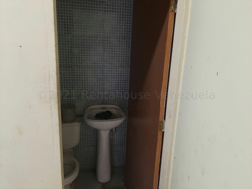 Comercial (Edificio) en Venta en Cementerio, Distrito Metropolitano - 13