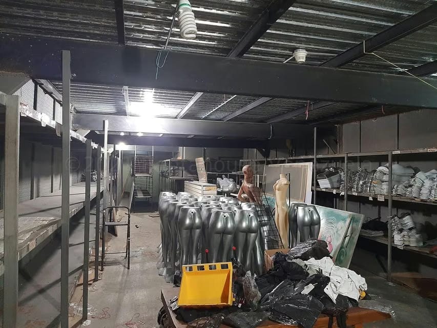 Comercial (Edificio) en Venta en Cementerio, Distrito Metropolitano - 15