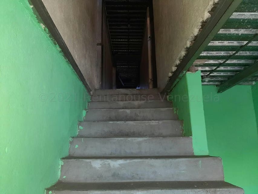 Comercial (Edificio) en Venta en Cementerio, Distrito Metropolitano - 19