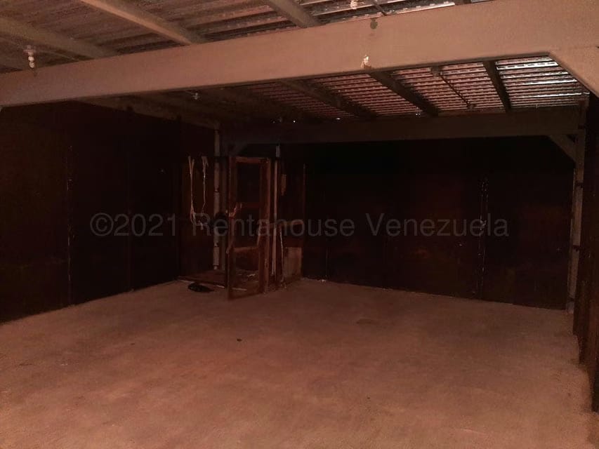 Comercial (Edificio) en Venta en Cementerio, Distrito Metropolitano - 21