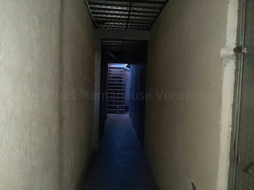 Comercial (Edificio) en Venta en Cementerio, Distrito Metropolitano - 28