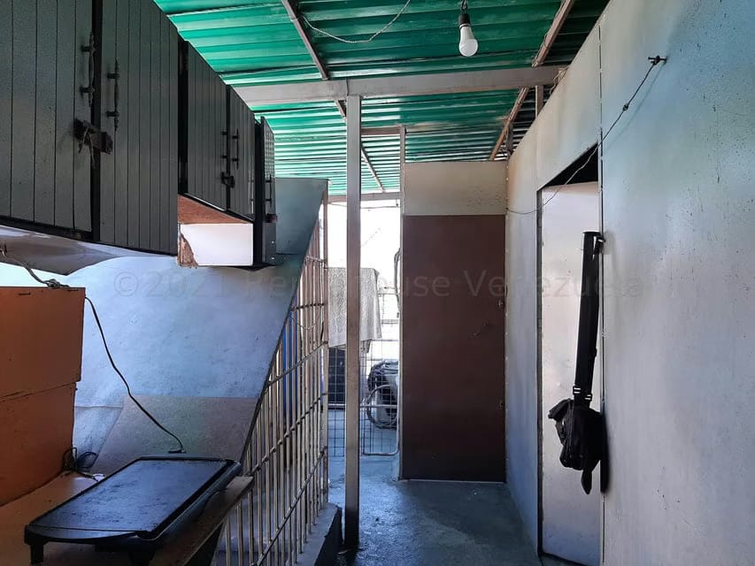 Comercial (Edificio) en Venta en Cementerio, Distrito Metropolitano - 30